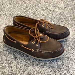 Sperry Gold Cup boat shoes